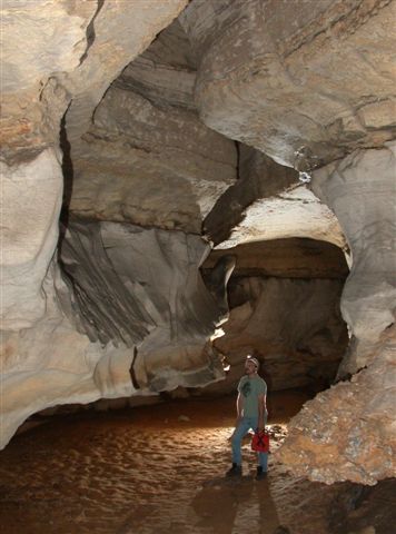 10._Ken_DeJonge_at_D19_in_Marion_Ave._25Jun03_RAO