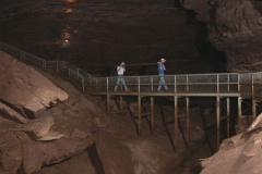 Carrying_timbers_over_Dead_Sea._August_9_2002_RAO_2