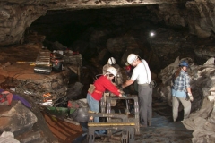 Vanderbilt_Hall_chop_shop_2_Aug_6_2002_RAO